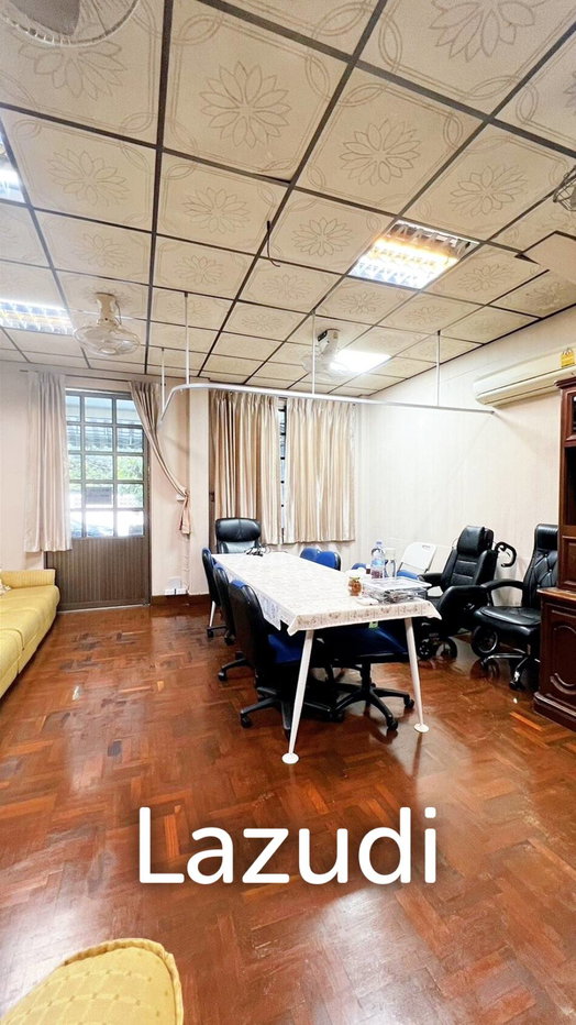 picture 6 Bed 7 Bath 676 SQ.M House in sukhumvit 27 - 4/7