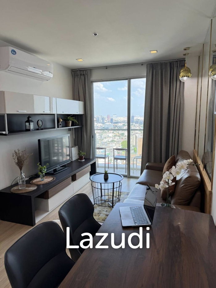 รูป 52 sqm high floor 1 bedroom condo in Sky Walk Phra Khanong - รูปที่ 1/14