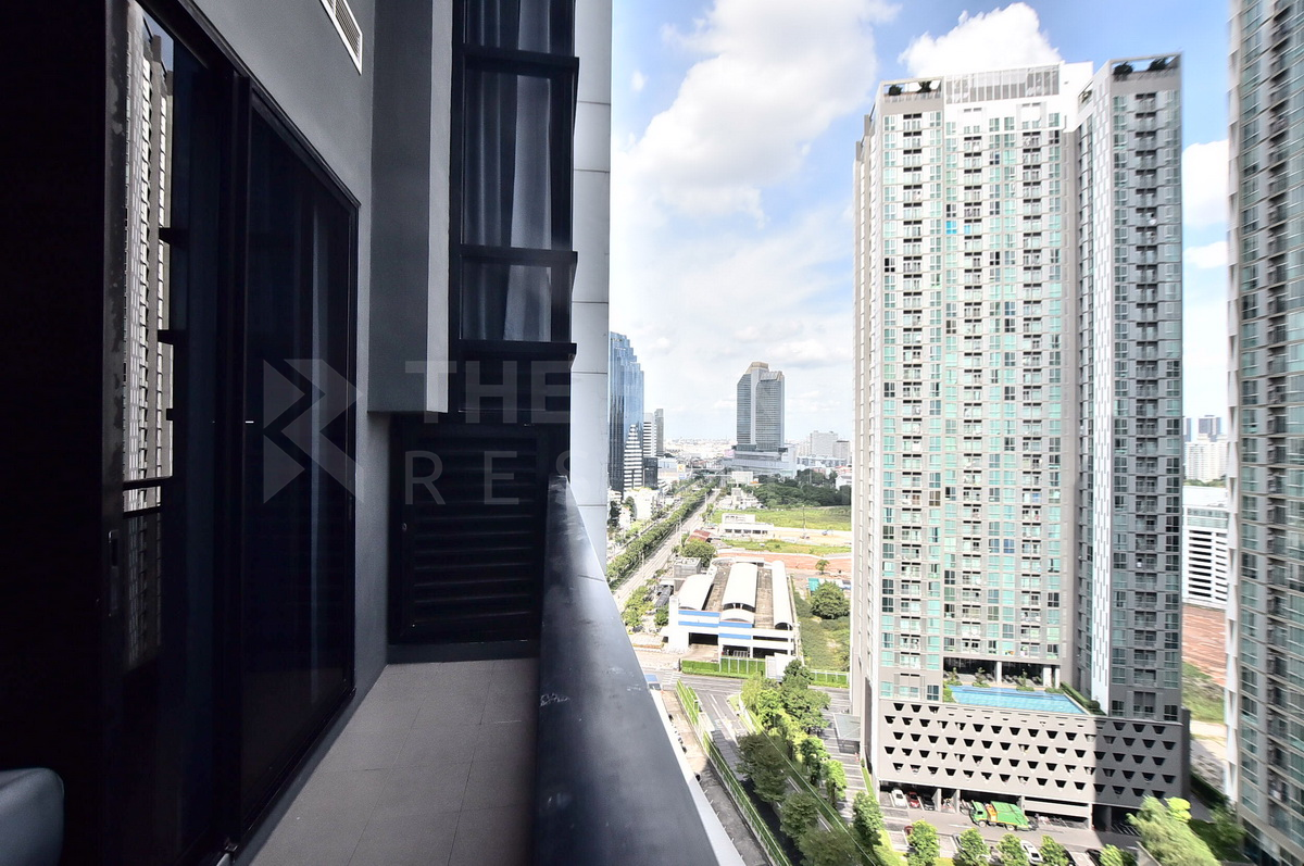 รูป เอกสิทธิ์แห่งความหรูหราบนทำเลเศรษฐกิจ คอนโด ไอวี่ แอมพิโอ ใกล้ MRT สถานีศูนย์วัฒนธรรม แห่งประเทศไทย - รูปที่ 2/10
