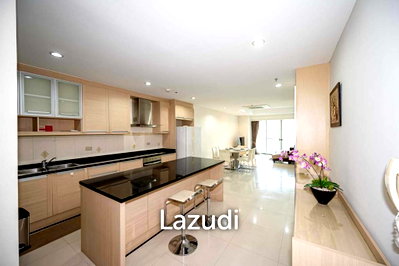 Condos for rent : 3 Bedroom 2 Bathroom 143 Sq.m The Lake