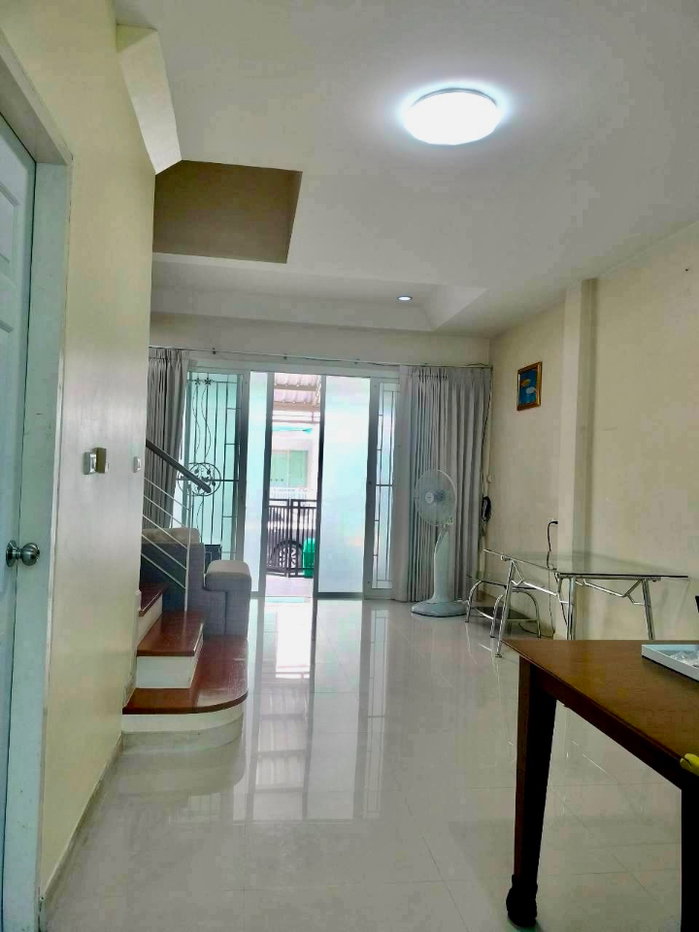 รูป ให้เช่า Townhome 3 ชั้น Baan Klang Muang Urbanion Srinakarin ทำเลศรีนครินทร์ ใกล้รถไฟฟ้าและห้างใหญ่ เดินทางสะดวก - รูปที่ 3/29