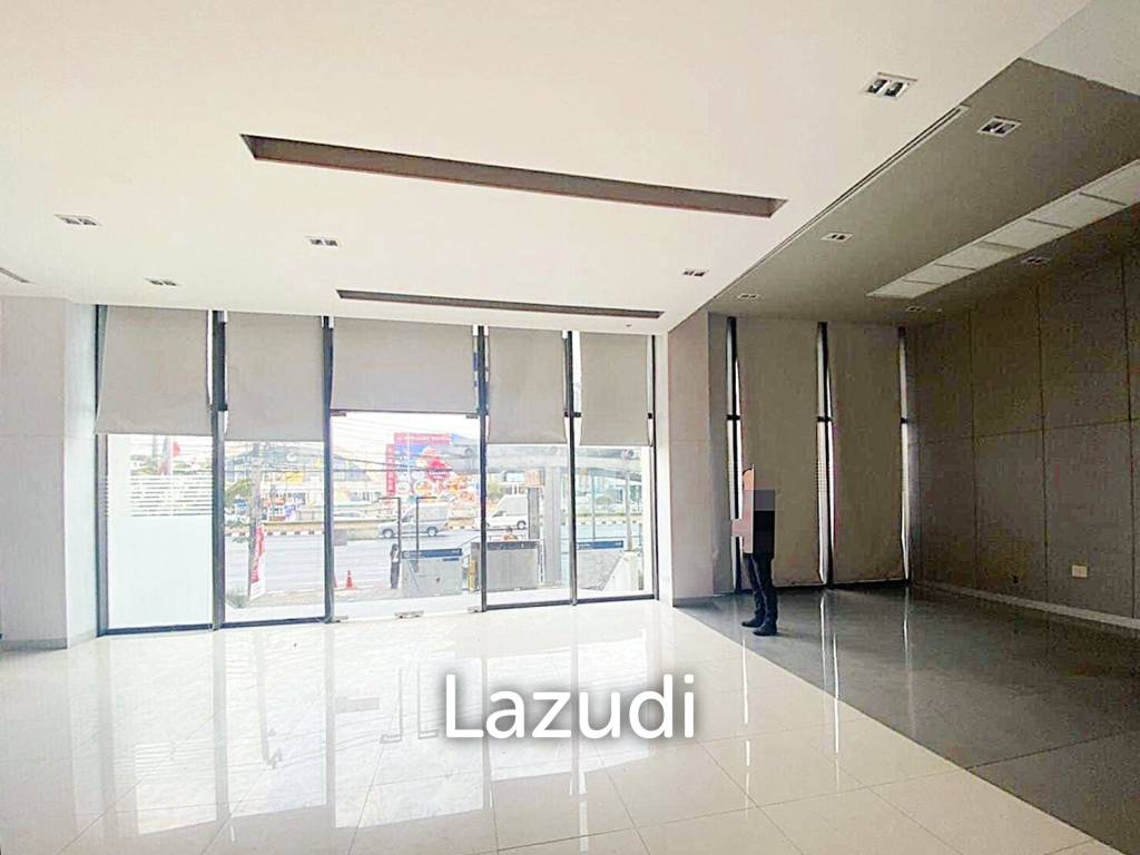 รูป Versatile Commercial Space for Rent  located next to MRT Hua Lamphong - รูปที่ 1/3