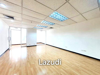 Office for rent Surawong Road : Prime Office Space 50.41 SQ.M at Paso Tower