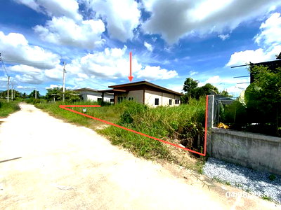 HOME 118.4 Sq.w. Ban Bung Chonburi for 2.4M