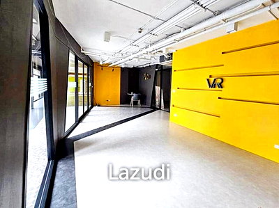 Office for rent Surawong Road : Office Space for rent at Silom Connect