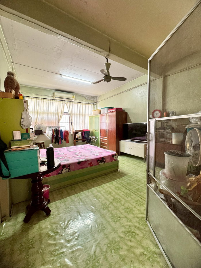 รูป ขายอาคารพาณิชย์ 4.5 ชั้น เหมาะค้าขาย ซอยเอกมัย30 (N.563) - รูปที่ 10/20
