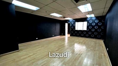 เช่าสำนักงาน สวนเบญจกิติ : Office For Rent At 253 Asoke
