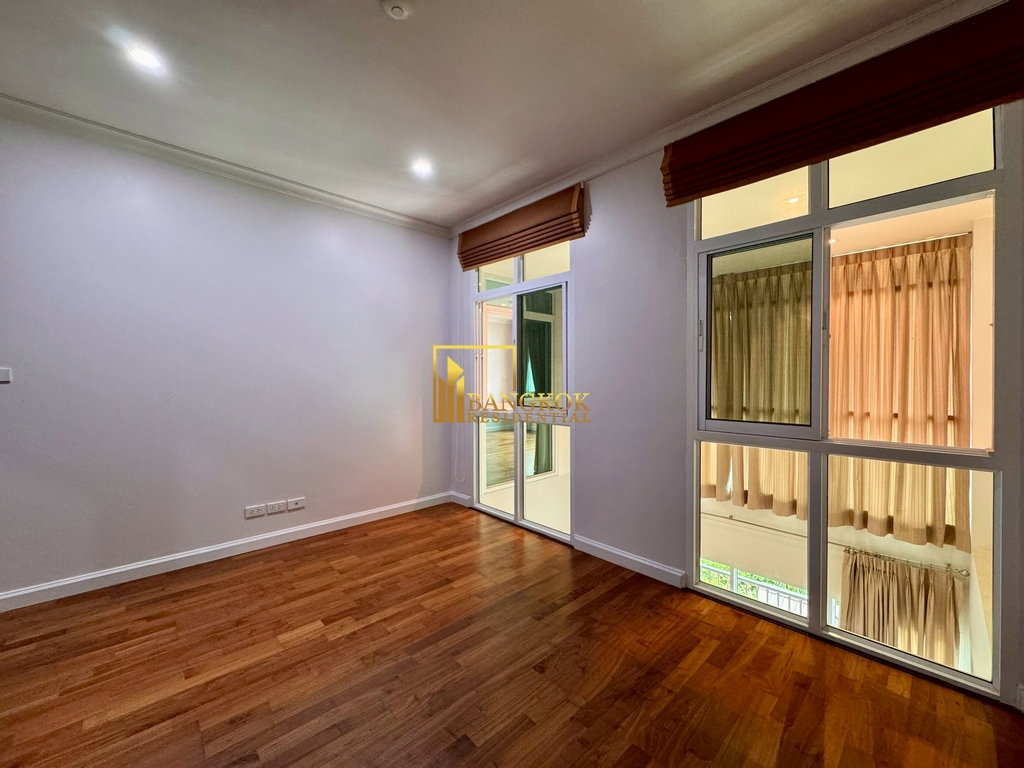 รูป The Cadogan Private Residence | Unfurnished 3 Bed Duplex Condo in Phrom Phong - BR5073CD - รูปที่ 28/42