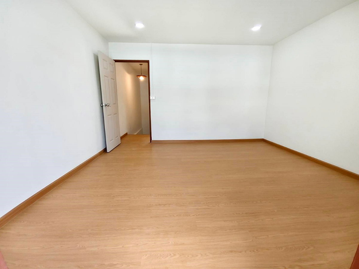 รูป บ้านสวย หลังริม  #หมู่บ้าน ระเบียงทอง 3  ถนนเทพรักษ์  สายไหม  ใกล้ บิ๊กซี สะพานใหม่ - รูปที่ 21/25