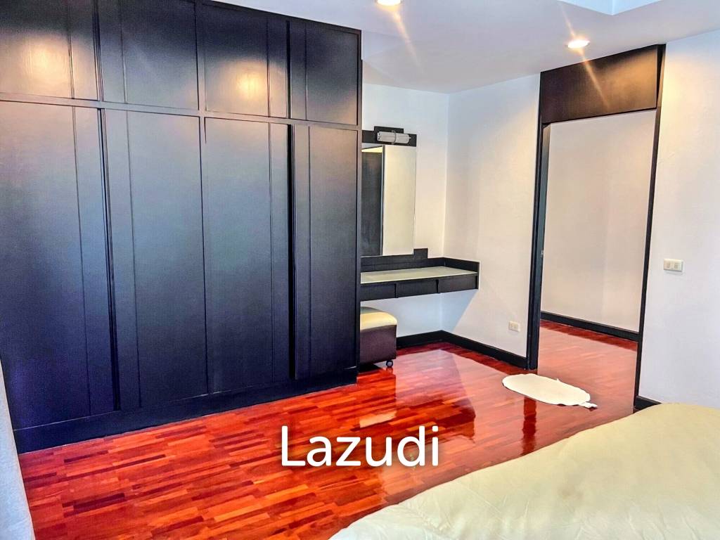 picture 3 Bed 2 Bath 200 SQ.M Charktip Court - 12/14