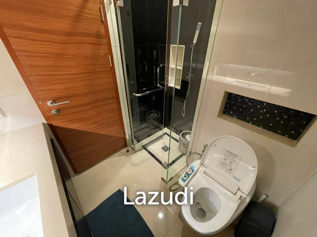 picture 2 Bed 2 Bath 68 Sqm Condo For Rent and Sale - 13/18