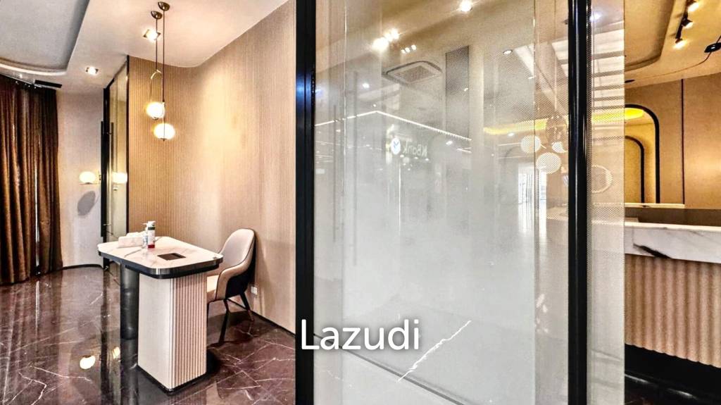 picture Luxurious Office for Rent in Khlong Toei Nuea - 16/16