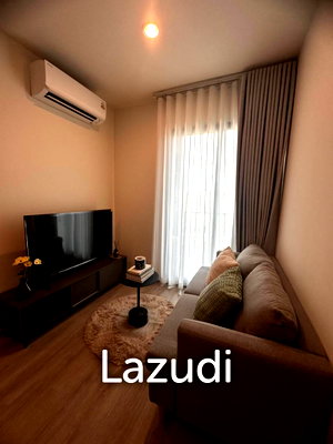 คอนโดให้เช่า : 40 sqm condo on 23rd floor in Huai Khwang Bangkok