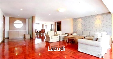 Condos for rent : 3 Bed 3 Bath 280 SQ.M at Asa Garden