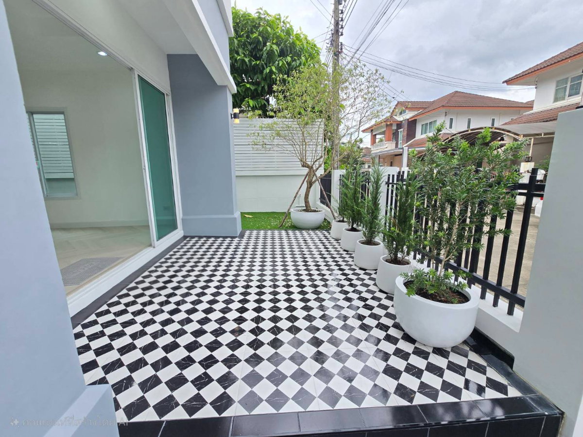 รูป บ้านเดี่ยว ตกแต่งใหม่ สวยงาม ทำเลดี  ม.วาสินีแกรนด์โฮม ลาดพร้าว 101 แยก 42 บางกะปิ ใกล้รถไฟฟ้า - รูปที่ 7/52