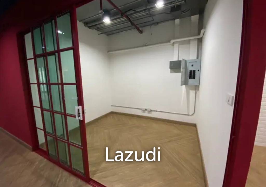 รูป Luxury Office Space for rent in Watthana - รูปที่ 5/5