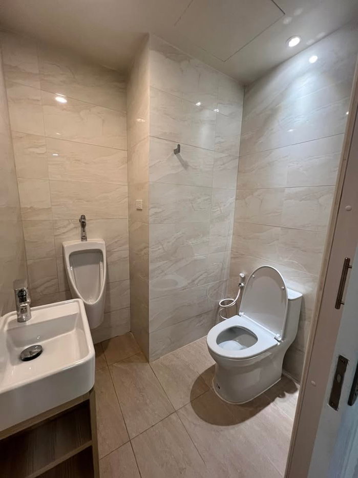 รูป Home Office 4 ชั้น ให้เช่า พร้อมเข้าอยู่  พระราม 9 ซอย 7 – ถนนทวีมิตร ใกล้แยก อสมท.   - รูปที่ 16/23