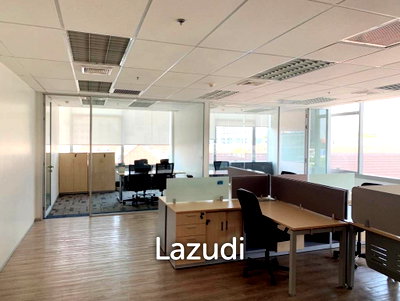 Office for rent BTS Ekkamai : Luxury Office Space for rent in Thonglor