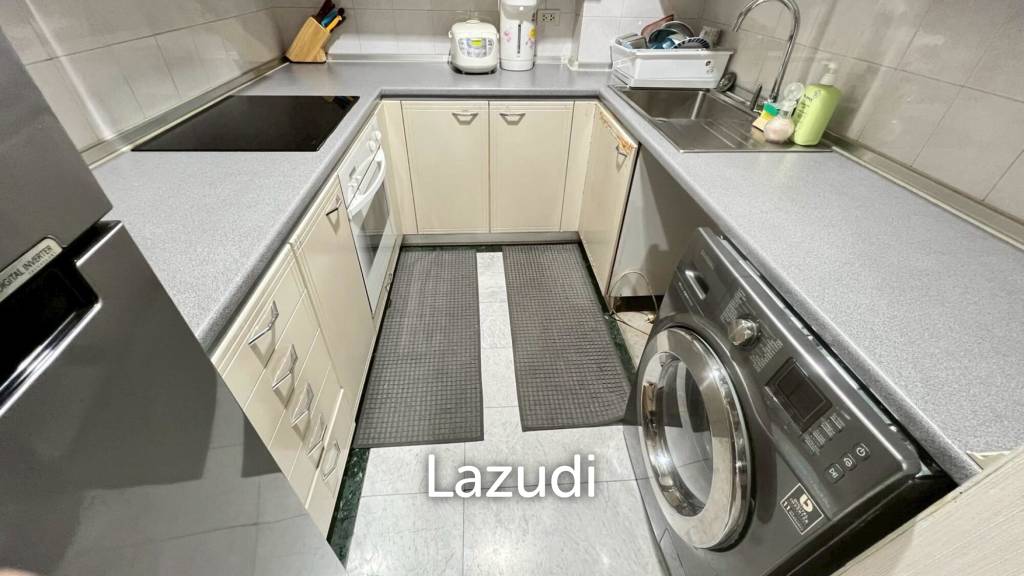 รูป 78 sqm 2 Bedroom Condo on 9th Floor at Sukhumvit Park Khlong Toei - รูปที่ 7/33
