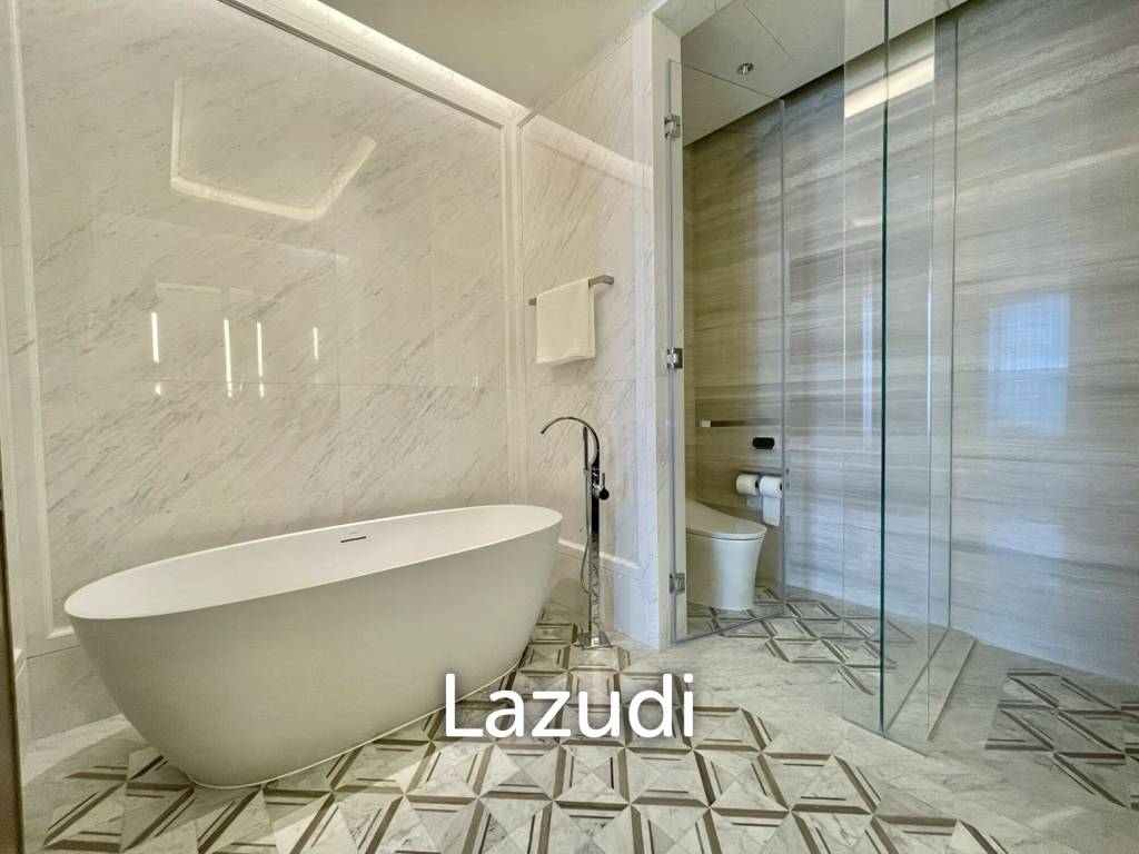รูป Spacious 2-Bedroom Condo with Panoramic City & Park Views at One 89 Wireless for Sale and Rent - รูปที่ 11/14