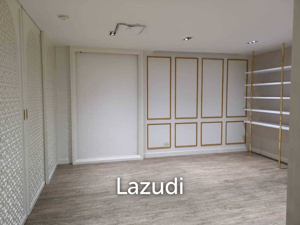 รูป Ultra Premium Fully Fitted Office for rent in Asoke - รูปที่ 4/6