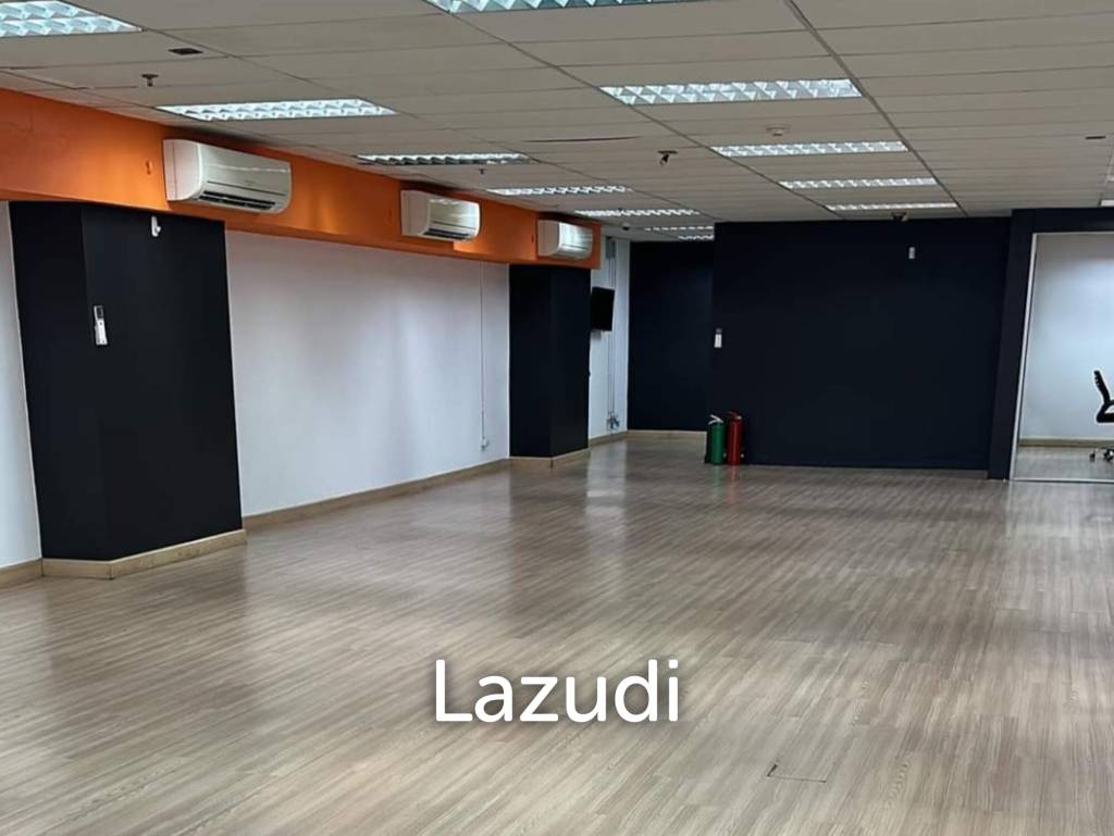 รูป Office Space for rent in Sukhumvit 13 - รูปที่ 3/3