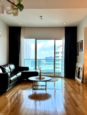 คอนโดให้เช่า : ให้ เช่าคอนโดใจกลางเมือง Millenium Residence สุขุมวิท 20 3 นอน 3 น้ำ 146 ตรม