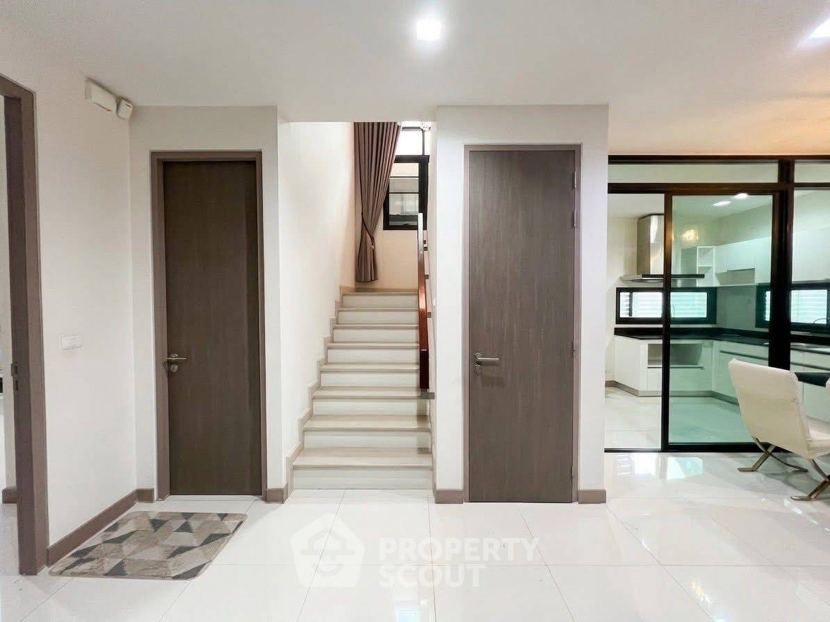 รูป บ้าน 4-ห้องนอน ใน ละหาร (ID 2903067) - รูปที่ 6/19