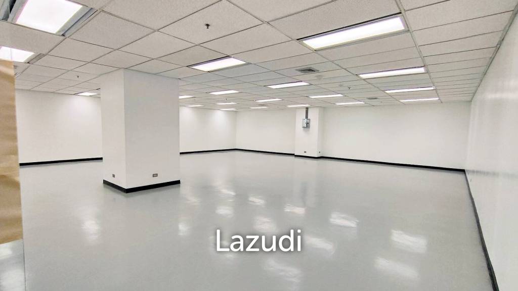 picture Office space for rent in Wattana - 2/2