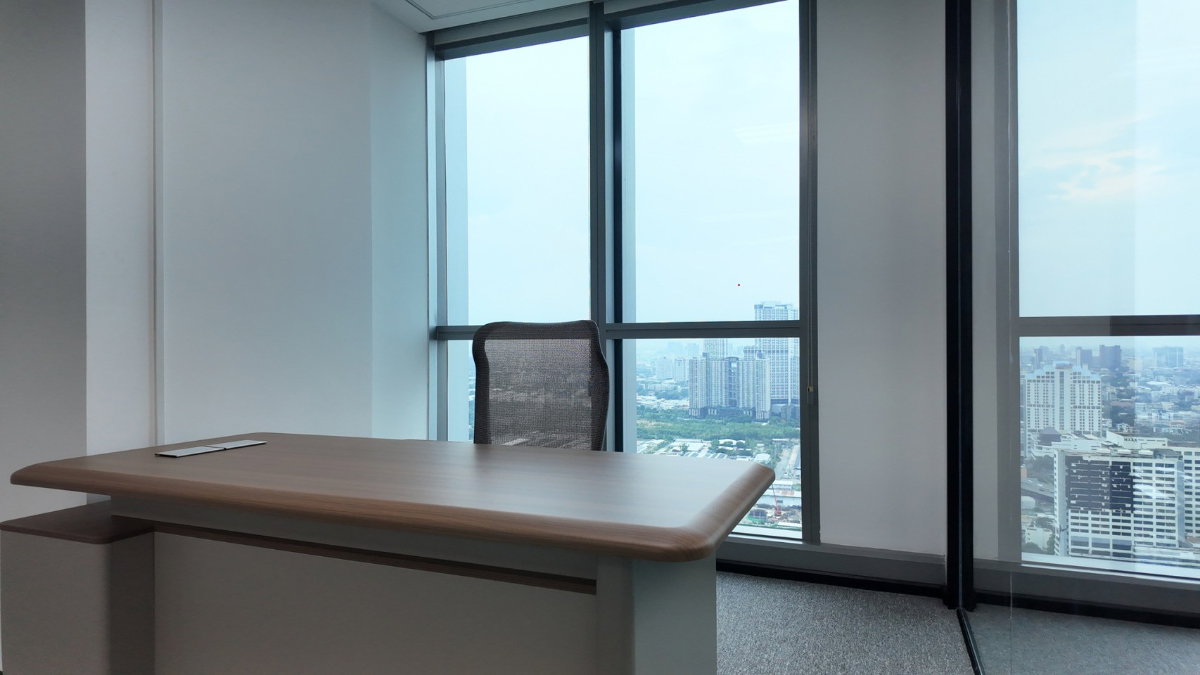 รูป WoKii @V One Tower 57ตรม พื้นที่สำนักงานให้เช่าใกล้ MRT พระราม 9 เซ็นทรัล พระราม 9 ตกแต่งครบ พร้อมเฟอร์นิเจอร์ ใช้งานได้ทันที - รูปที่ 4/9