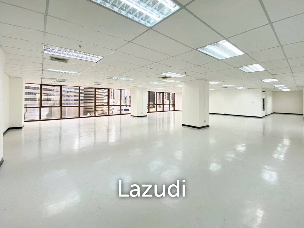 picture 387 SQ.M Office for rent in Asoke - 1/4