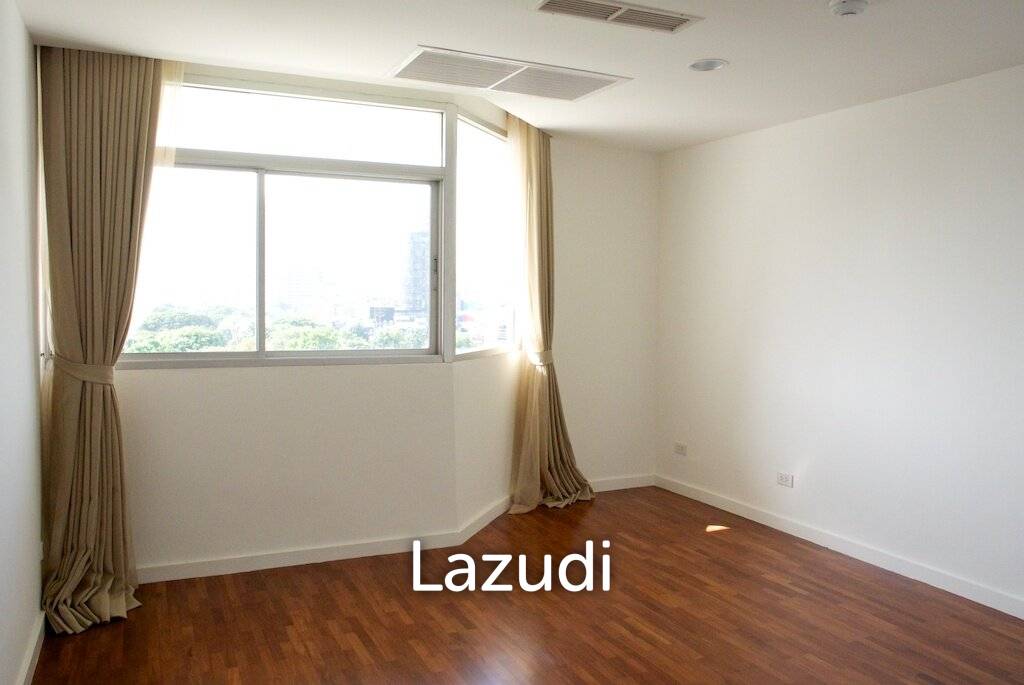 picture 4 Bed 4 Bath 362 SQ.M La Cascade Condo - 3/30