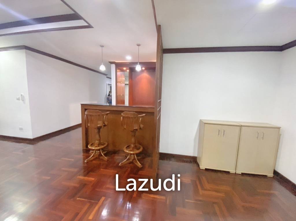 picture 3 Bed 3 Bath 260 SQ.M Prompong Mansion - 6/27