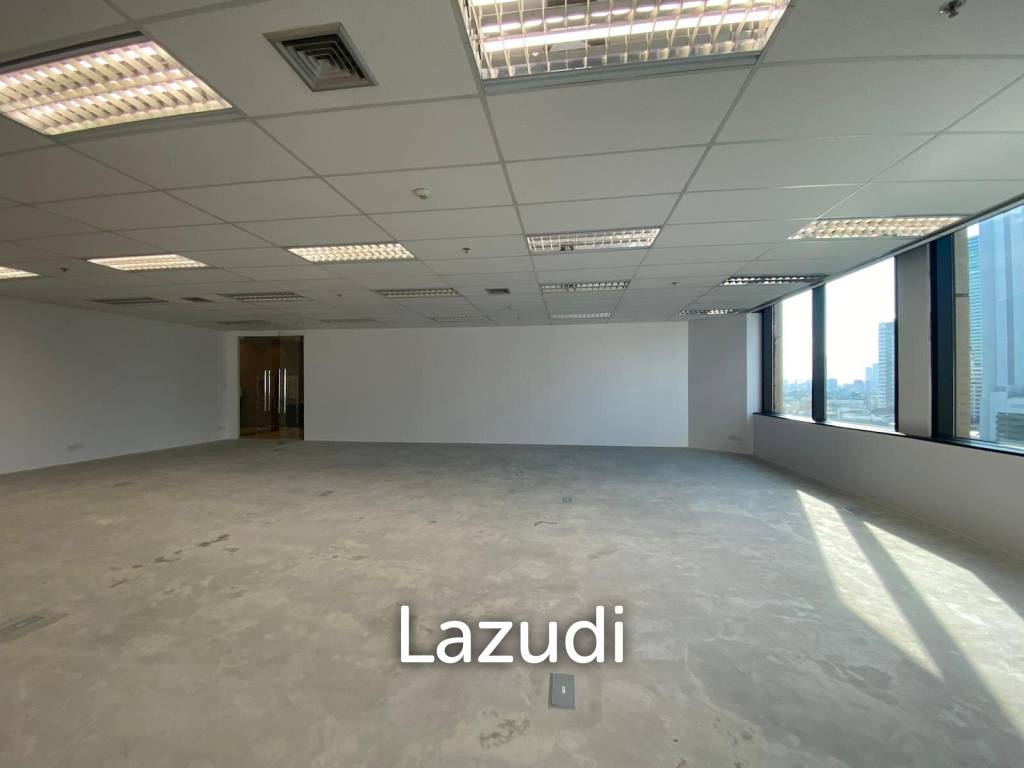 picture Prime Location Office Space for rent in Sukhumvit 24 - 4/4