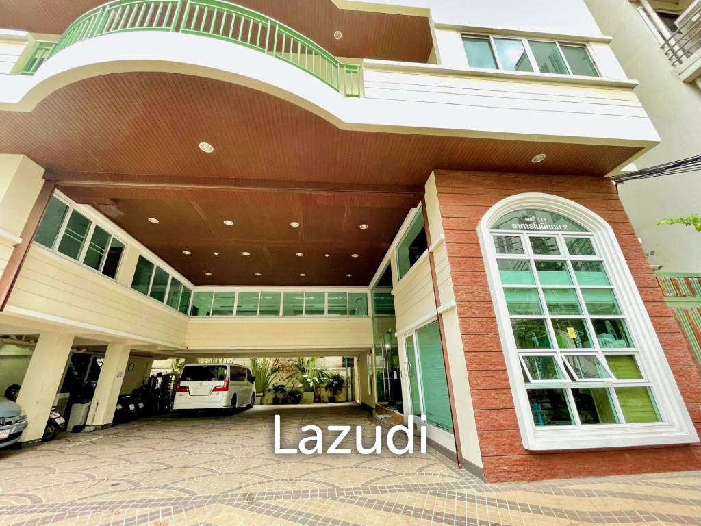 picture "Prime Office Space for Rent in Sathorn-Narathiwat, Bangkok. - 2/8