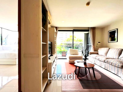 Condos for rent : 68 sqm modern 2 bedroom condo at SOCIO Reference 61 Khlong Tan Nuea Bangkok