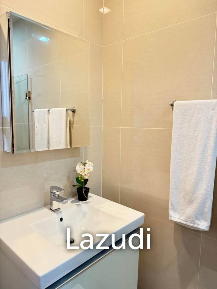 รูป 60 sqm modern 1 bedroom condo on 16th floor in Khlong Toei Bangkok - รูปที่ 11/12