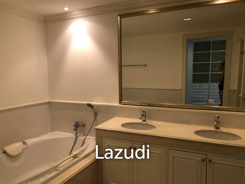 รูป 3 Bed 3 Bath 266 SQ.M Krisna Residence - รูปที่ 6/8
