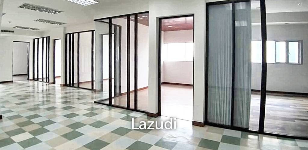รูป Ultra Luxury Trendy Office Space in Watthana - รูปที่ 5/7