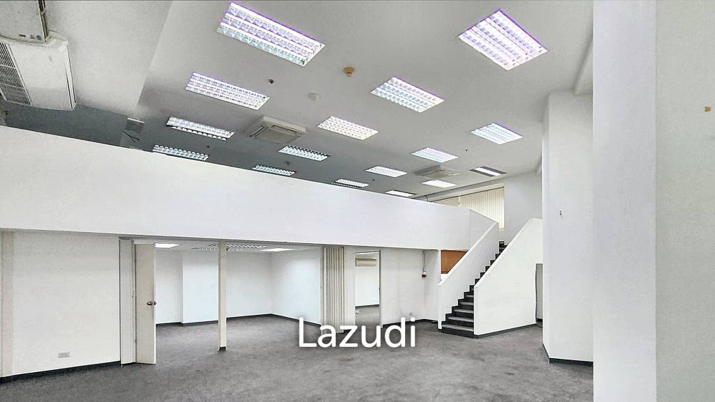 รูป Office/Retail space for rent in Huaykwang - รูปที่ 1/5