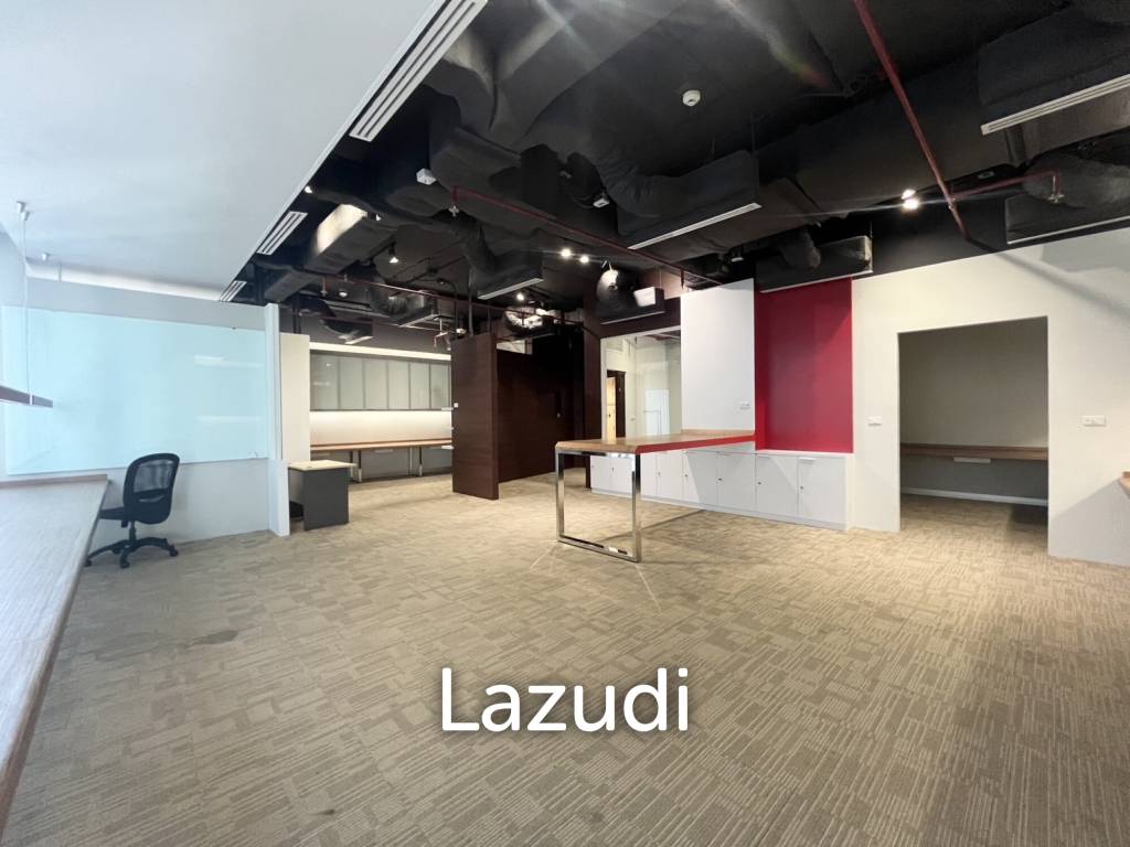 รูป Modern Office Space for Rent in Bhiraj Tower Bangkok - รูปที่ 2/14