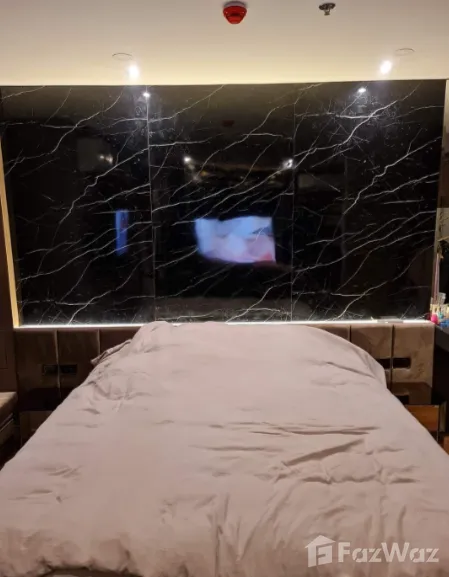รูป คอนโดให้เช่า 1 ห้องนอน ในโครงการ คิว ชิดลม-เพชรบุรี 1404354 - รูปที่ 4/5
