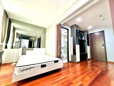 Condos for rent : Code: 26KJ2412 for rent Wish Signature Midtown Siam 🔥🔥 Line ID: @kjcondo (with @)🔥🔥