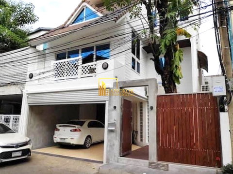 Inviting 4 Bedroom House For Rent in Rama 9 - BR28120SH