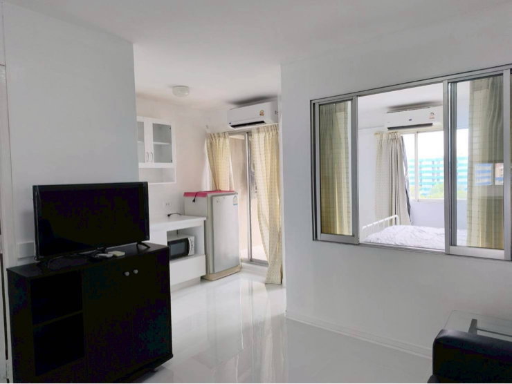 รูป S55 ให้เช่า Lumpini Condo Town Bodindecha - Ramkhamhaeng (ลุมพินี คอนโดทาวน์ บดินทรเดชา - รามคำแหง) วิวสนามบอล เฟอร์นิเจอร์ ครบ พร้อมเข้าอยู่ - รูปที่ 9/11