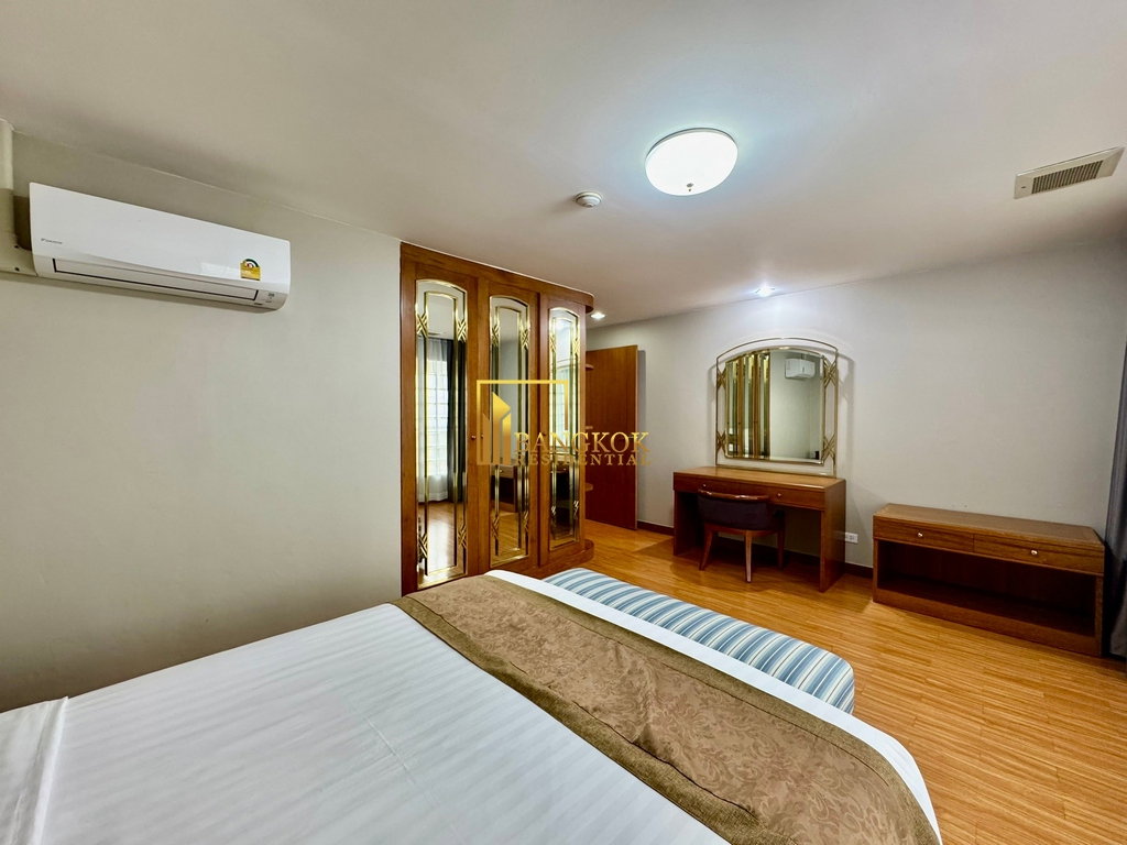 รูป United Tower | Well Maintained 2 Bed Condo For Rent in Thonglor - BR16279CD - รูปที่ 11/32