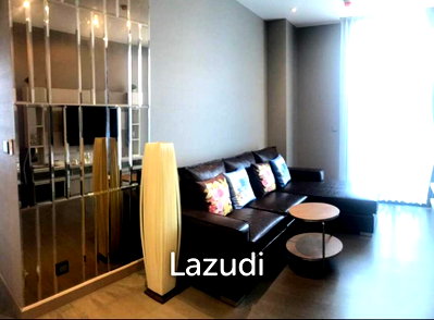 คอนโดให้เช่า : 77 sqm 2 Bed Condo at The Esse at Singha Complex, Bang Kapi Huai Kwang