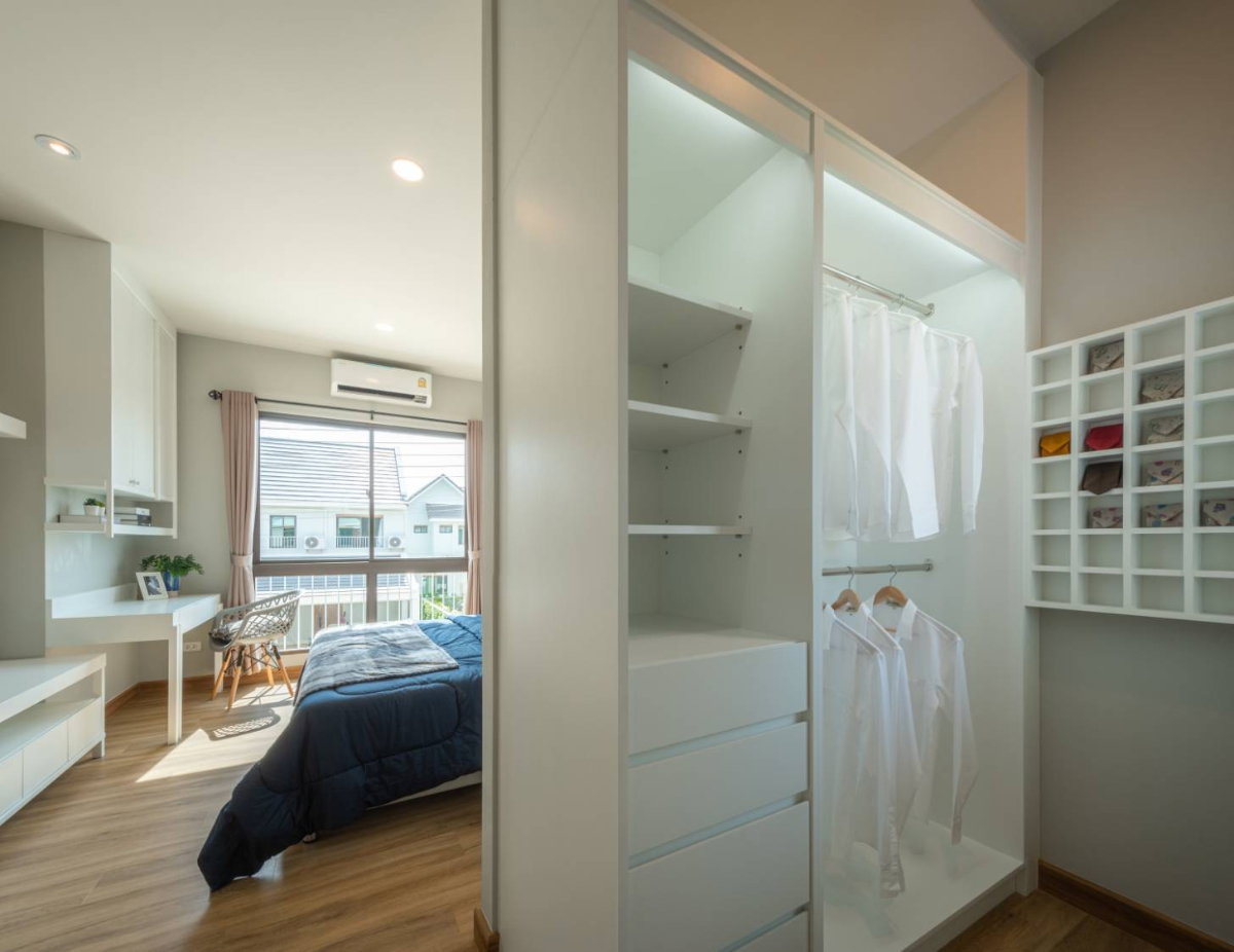 รูป P20 บ้านให้เช่า โซนหางดง เชียงใหม่  บ้านสวย เป็นส่วนตัว เหมาะสำหรับครอบครัวที่มองหาบ้านอยู่ระยะยาว  ใกล้โรงเรียนนานาชาติและเข้าเมืองง่าย - รูปที่ 4/10