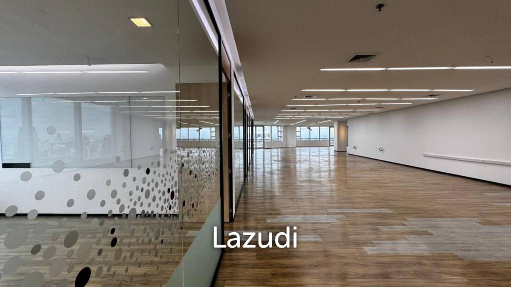 picture Spacious Office at All Seasons Place Bangkok - 13/20