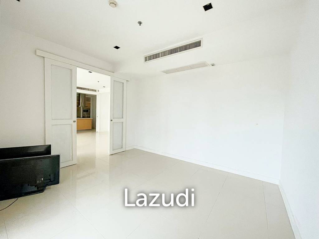 picture 223 Sqm 3+1 Bed 3 Bath Condo For Rent - 12/18